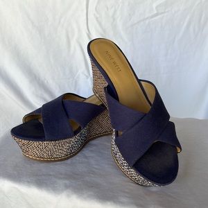 Nine West wedges navy fabric size 8